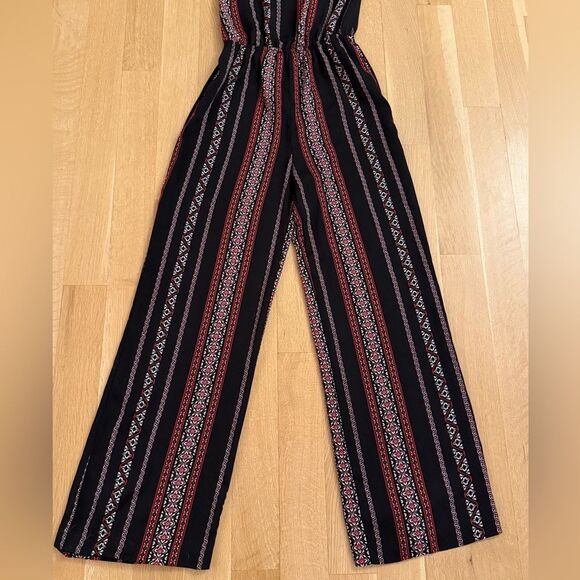 Dynamite Black and Red Jumpsuit with Flowing Silhouette - Picture 3 of 7